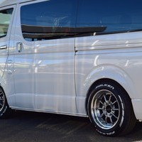 3233　スタイルＰＫＧ ハイエース ワイドS-GL DPⅡ 2WD 2,800㏄ ディーゼル車 5人乗りのサムネイル