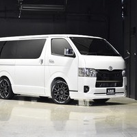 54.CRSパッケージ ハイエース SGL DPⅡ 2,800㏄ ディーゼル車 5人乗り 新車展示車のサムネイル