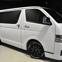 54.CRSパッケージ ハイエース SGL DPⅡ 2,800㏄ ディーゼル車 5人乗り 新車展示車のサムネイル