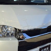 3233　スタイルＰＫＧ ハイエース ワイドS-GL DPⅡ 2WD 2,800㏄ ディーゼル車 5人乗りのサムネイル