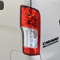 3858 日産 キャラバン CRSコンプリート GRANDプレミアム GX 50thアニバーサリー 2WD 2,400CC ディーゼル車 5人乗りのサムネイル