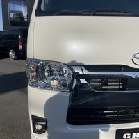 スタイルPKG　ハイエース　スーパーGL　2WD　2000cc　ガソリン車　5人乗りのサムネイル