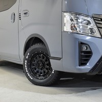 3760 令和5年式 日産 キャラバン GRANDプレミアム GX 4WD 2,400CC (ディーゼル車) 5人乗り 50kmのサムネイル