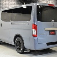 3760 令和5年式 日産 キャラバン GRANDプレミアム GX 4WD 2,400CC (ディーゼル車) 5人乗り 50kmのサムネイル