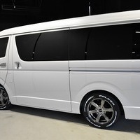 51.CRSパッケージ ハイエース ワイドスーパーGL DPⅡ2WD 2,800㏄ディーゼル車 即納のサムネイル