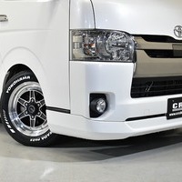 3879 令和2年式 ハイエース スーパーGL ダークプライムⅡ 2WD 2,000cc (ガソリン車) 5人乗車 9.5万kmのサムネイル