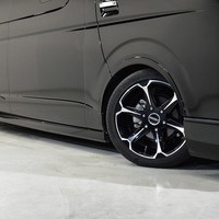 3865 平成29年式 ハイエース ワゴン グランド キャビンファインテックツアラー  2WD 2,700cc (ガソリン車) 10人乗車 2.4万kmのサムネイル