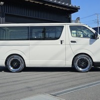 コントラストPKG　ハイエース　DX　2WD　2000cc　ガソリン車　6人乗りのサムネイル