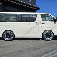 オリジナルコントラストPKG　ハイエース　DX　2WD　2000cc　ガソリン車　6人乗りのサムネイル