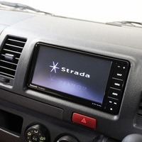 4162. 令和1年式 ハイエース DX 2WD 2,800cc ディーゼル車 3/6人乗車 走行2.1万km 検査1年付のサムネイル