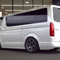 4164　平成30年式　ハイエースバン スーパーGL 2WD 2,000㏄ ガソリン車 6.1万㎞のサムネイル