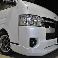 3503. 8ナンバーキャンピング車 ハイエース ワゴンGL 2WD　2700cc　ガソリン車 7人乗りのサムネイル