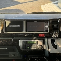 4179. 令和元年式 ハイエース ワゴンGL ベッドキット内装袈装 2WD 2,700cc ガソリン車 10人乗 4.1万kmのサムネイル