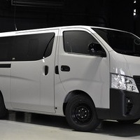 3824.令和6年式 キャラバン GRAND プレミアムGX MYROOM Launch edition 2,000㏄ ガソリン車 走行34㎞ 未使用車のサムネイル