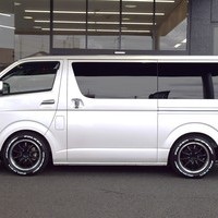 4250　令和4年式 ハイエース スーパーGL ダークプライムⅡ 2,000㏄ ガソリン車 走行0.9万㎞のサムネイル