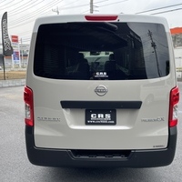 3872　キャラバン　MYROOM　GRANDプレミアムGX　2WD　2000cc　ガソリン車　5人乗りのサムネイル