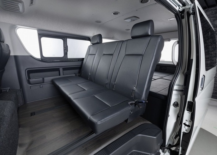 HIACE WAGON GL  COMPLETE 「Bed Kit Ⅲ」WAGON　8ナンバー　8人乗りのサムネイル
