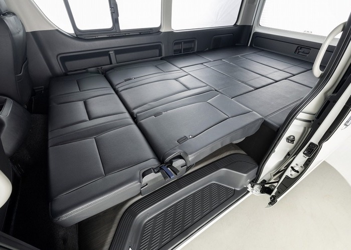 HIACE WAGON GL  COMPLETE 「Bed Kit Ⅲ」WAGON　8ナンバー　8人乗りのサムネイル