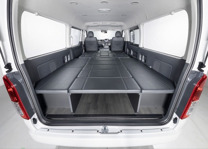 HIACE WAGON GL  COMPLETE 「Bed Kit Ⅲ」WAGON　8ナンバー　8人乗りのサムネイル