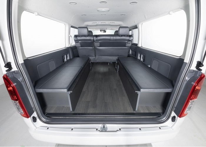 HIACE WAGON GL  COMPLETE 「Bed Kit Ⅲ」WAGON　8ナンバー　8人乗りのサムネイル