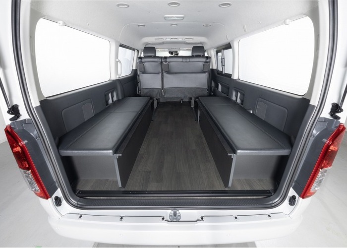 HIACE WAGON GL  COMPLETE 「Bed Kit Ⅲ」WAGON　8ナンバー　8人乗りのサムネイル