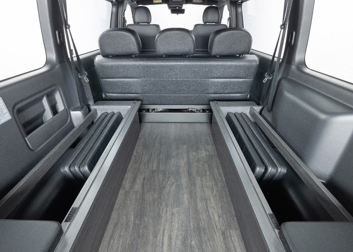 HIACE WAGON GL  COMPLETE 「Bed Kit Ⅲ」WAGON　8ナンバー　8人乗りのサムネイル