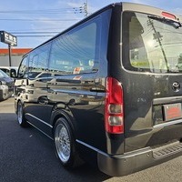 4277　令和5年式　ハイエース　DX　2WD　2000cc　ガソリン車　6人乗り　60kmのサムネイル