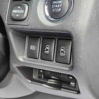 4140　令和3年式　ハイエース　スーパーGL　ダークプライムⅡ　2WD　2000cc　ガソリン車　5人乗り　2.7万kmのサムネイル