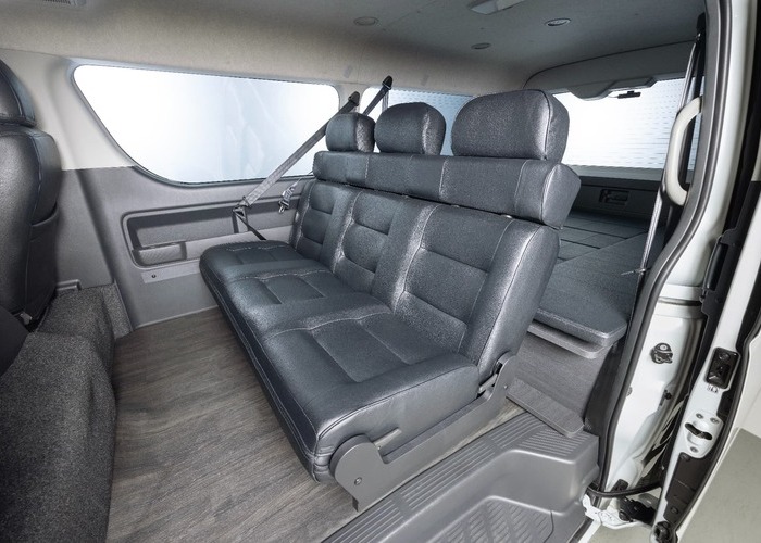 HIACE WAGON GL  COMPLETE 「Bed Kit Ⅲ」WAGON　8ナンバー　8人乗りのサムネイル