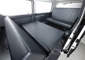 HIACE S-GL COMPLETE「UNITY VAN」VAN　8ナンバー　8人乗りのサムネイル