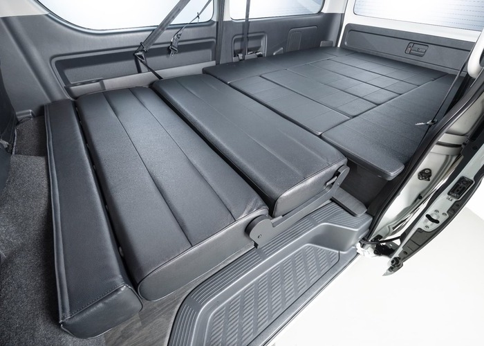 HIACE WAGON GL  COMPLETE 「Bed Kit Ⅲ」WAGON　8ナンバー　8人乗りのサムネイル