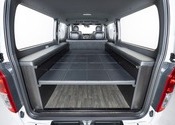 HIACE S-GL COMPLETE「ATTICS VAN」VAN　1or4ナンバー　5人乗りのサムネイル