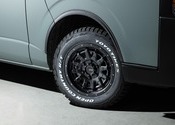 HIACE S-GL COMPLETE「CLASSIC GEAR」VAN　1or4ナンバー　5人乗りのサムネイル