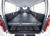 HIACE S-GL COMPLETE「UNITY VAN」VAN　8ナンバー　8人乗りのサムネイル