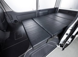 HIACE S-GL COMPLETE「UNITY VAN」VAN　8ナンバー　8人乗り