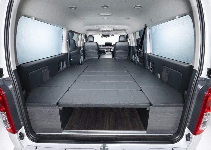 HIACE WAGON GL  COMPLETE 「Bed Kit Ⅲ」WAGON　8ナンバー　8人乗りのサムネイル