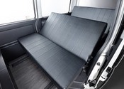 HIACE S-GL COMPLETE「UNITY VAN」VAN　8ナンバー　8人乗りのサムネイル