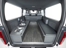 ハイエース「BEACH CRUISER」ビーチクルーザー