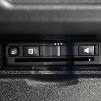 3977 CRSパッケージ ハイエース スーパーGL ダークプライムⅡ2WD 2,800CC ディーゼル車 5人乗りのサムネイル