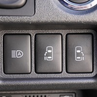 4121 令和4年式 ハイエース S-GL ダークプライムⅡ 2WD 2,000cc (ガソリン車) 5人乗車 7,400kmのサムネイル