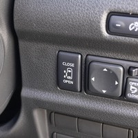 3804.令和6年式 キャラバン GRAND プレミアムGX MYROOM Launch edition 2,000㏄ ガソリン車 走行43㎞ 登録済み未使用車のサムネイル