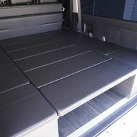 3816 【8人乗り8ナンバー 内装架装車】ベッドキットⅢ ハイエース ワゴンGL 2WD 2,700CC ガソリン車 8人乗り 6,971㎞のサムネイル