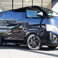 4182　登録済み未使用車　日産 キャラバン GRANDプレミアム GX 2WD 2,400CC (ディーゼル車) 5人乗り 12kmのサムネイル