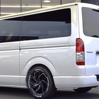 3932 令和6年式 ハイエース スーパーGL ダークプライムⅡ 2WD 2,000cc (ガソリン車) 5人乗車 5kmのサムネイル
