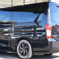4182　登録済み未使用車　日産 キャラバン GRANDプレミアム GX 2WD 2,400CC (ディーゼル車) 5人乗り 12kmのサムネイル