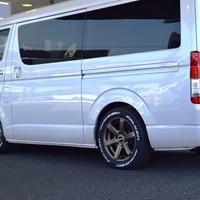 3966　ハイエース　ワゴンGL　ベッドキットⅤ　2,700cc　ガソリン車　10人乗りのサムネイル