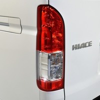 4200 CRSコンプリート ハイエース スーパーGL 2WD 2,000CC ガソリン車 5人乗りのサムネイル