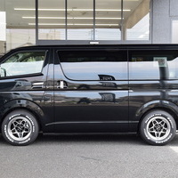 4208 令和5年式 ハイエース スーパーGL  2WD 2,800cc (ディーゼル車) 5人乗車 27kmのサムネイル