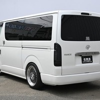 4328 令和2年式 ハイエース バン S-GL DPⅡ 2WD 2,000cc (ガソリン車) 5人乗車 41,673Kｍのサムネイル