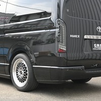 4245　令和4年式 ハイエース バン S-GL DPⅡ 2WD 2,800cc (ディーゼル車) 5人乗車 23,569Kｍのサムネイル